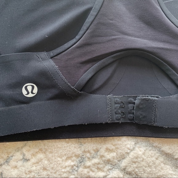 Lululemon Black Sports Bra - Picture 5 of 7